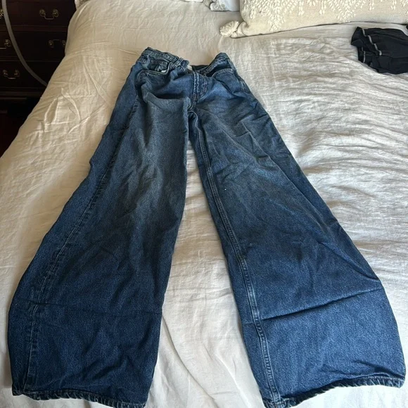 Reformation Cary Cuffed High Rise Slouchy - Picture 6 of 9